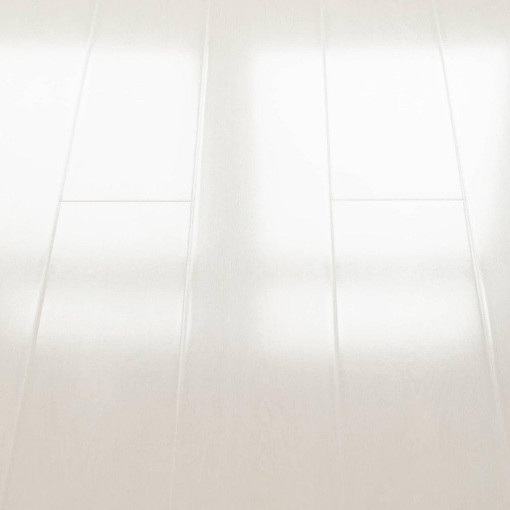 Varnished White 8mm 4v High Gloss 2.02m2 laminate